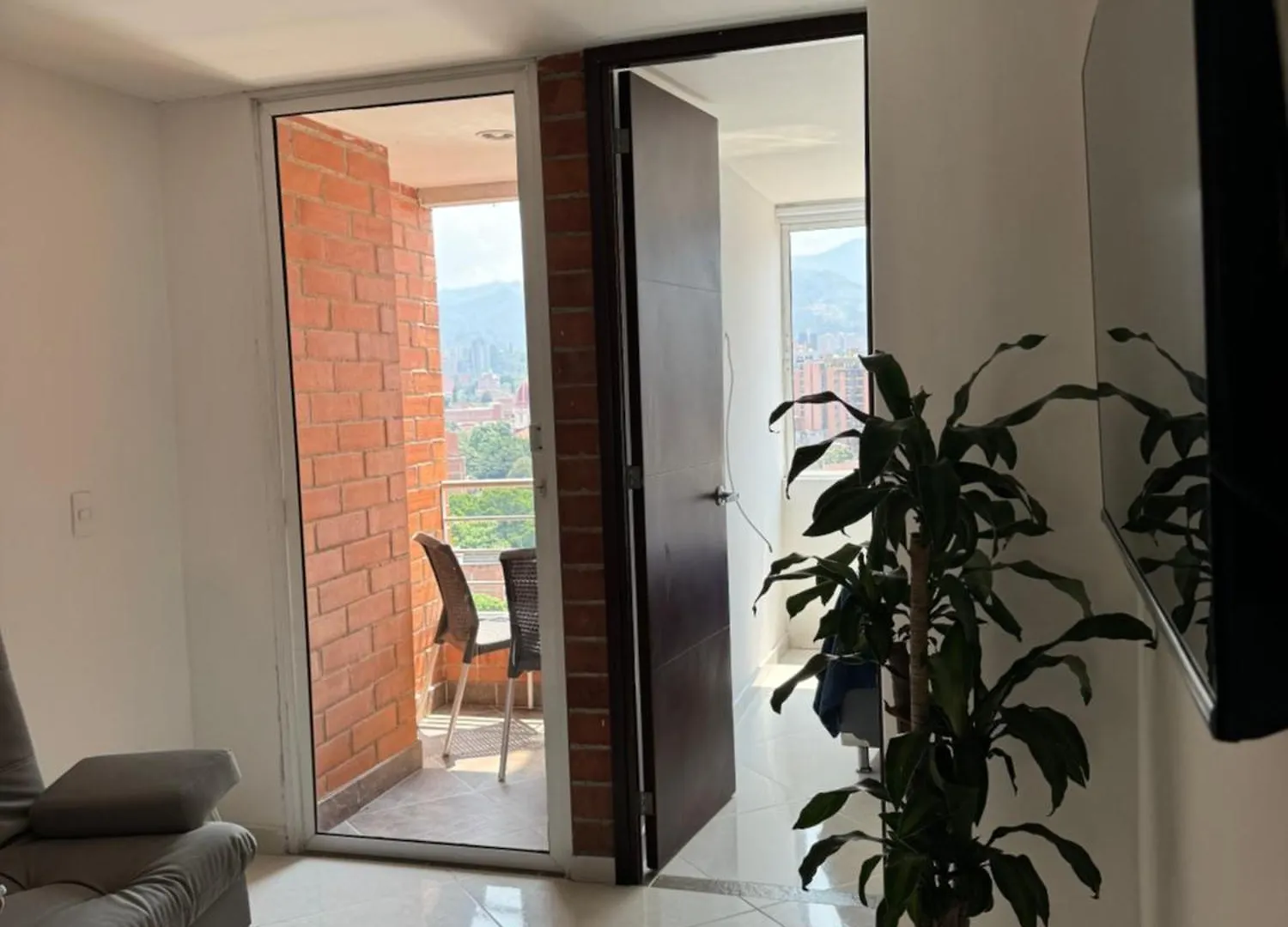 Comodo Apartamento Floresta -Estadio Medellin Apartment